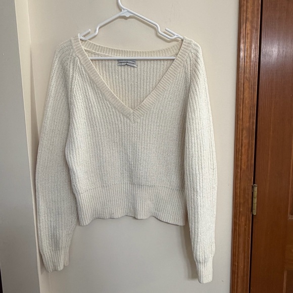 Urban Outfitters Sweaters - Urban Outfitters Ivory V-Neck Sweater